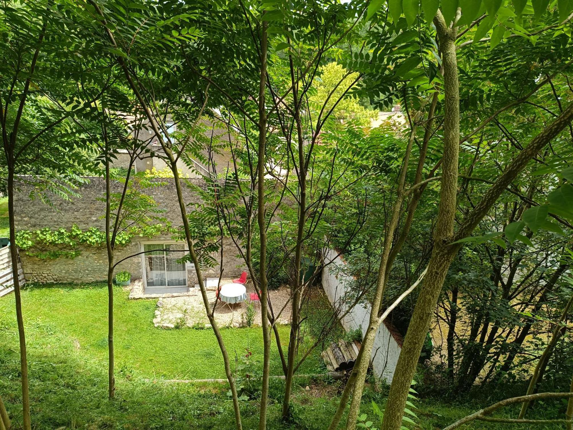 Logement Entier Dans Village Calme Guillerval Экстерьер фото